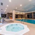 Apartment Fenomen - Premium Park & Sea, Nadmorskie Tarasy Free Parking, Swimming Pool, Sauna And Other! Kolberg